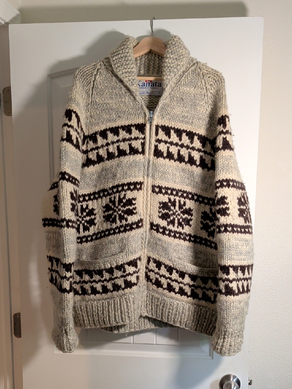 Vintage Kanata Wool Cream and Brown Zip-Front Men’s Sweater